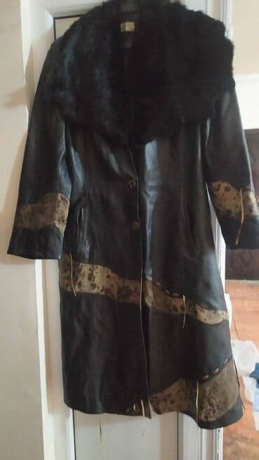 Təbii dəri. Az geyinilib