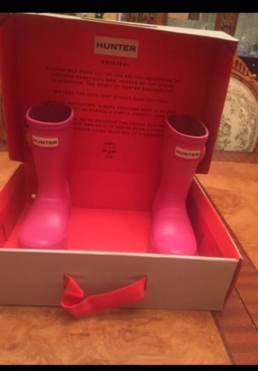 детская обувь сапожки: Teze 3-4 yawa hec istifade olunmuyub oz karopkasidi Hanter firmasin — 2