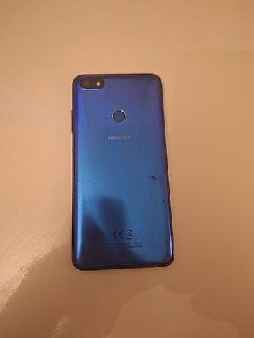 nokia x dual sim: Hisense smartfon F35 Sadəcə yandırıb söndürmə düyməsi düşüb. Telefon — 1