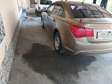 passat b5 ekran: Chevrolet Cruze: 1.6 l | Sedan — 3