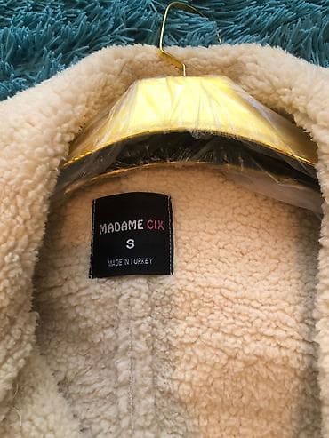 Üst geyimi: Salam gödəkcə satılır. Alınıb razmer balaca olduğu üçün istifadə — 2