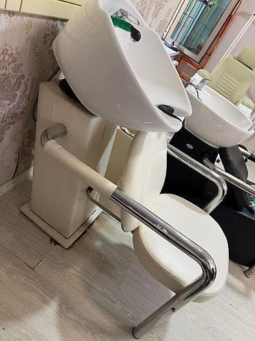 rezin şlank: Salon üçün saç yuma bölməsi – kreslo və keramika lavabodan ibarət — 2