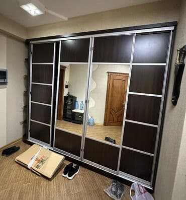 Qarderob, paltar dolabı