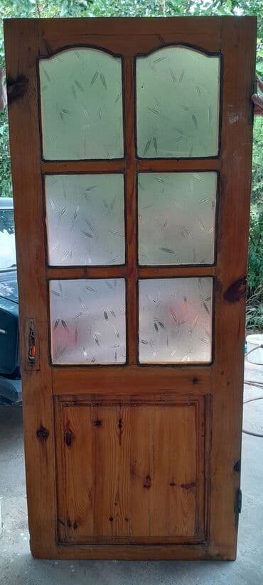 taxta qapılar işlənmiş: İşlənmiş Otaq qapısı Ünvandan götürmə, Pulsuz çatdırılma, Ödənişli çatdırılma — 2