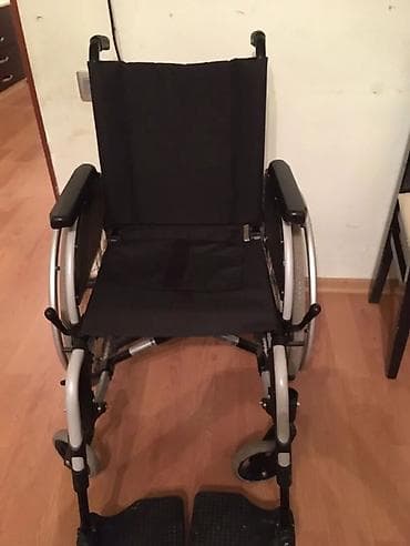 Manevrliliyi yüksək əlil arabası - Yüngül alüminium çərçivə -