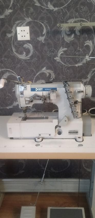 rdr 2: Bartovka tikiş maşını 2 ədəd super vəziyyətdədir yamata və doid — 1