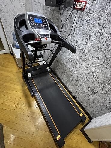 Maskalar, eynəklər: Qaçış trenajoru – “SPORT” modelləri sinfi - Güclü elektrik mühərriki — 1