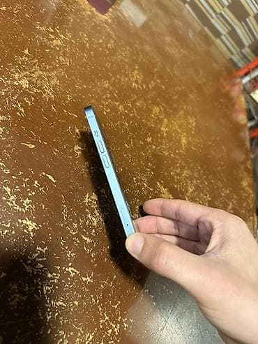 ayfon dubay 15: IPhone 14, Mavi, Face ID — 3