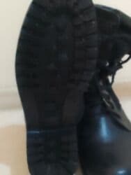 kisi salvarlari: Batinka qara rəngdəbir iki dəfə az geyinilmiş40 razmer ölçüdə .45 — 1