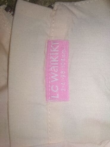 geyimlər instagram: 3-4yasha paltar
Lc Waikiki. Geyinilmeyib — 2