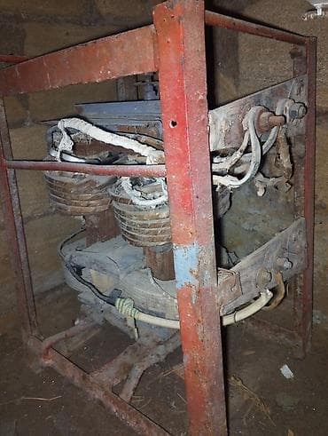 demir su cenleri: Ağır tip sənaye transformatoru/induktor qurğusu - Dəmir karkaslı — 1