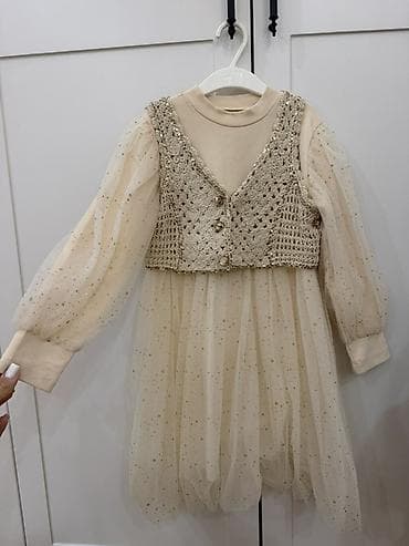 donları: Платье для девочки 6–8 лет в идеальном состоянии. Цена 20 манат. 6–8 — 3
