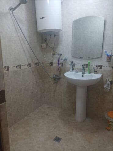 xacmazda satilan evler: Bakı, 3 otaqlı, Köhnə tikili, 82 kv. m — 25