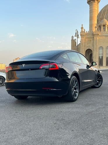 şlanqların satışı: Tesla Model 3 – tam elektrikli sedan Xüsusiyyətlər və dizayn: - Gözəl — 6