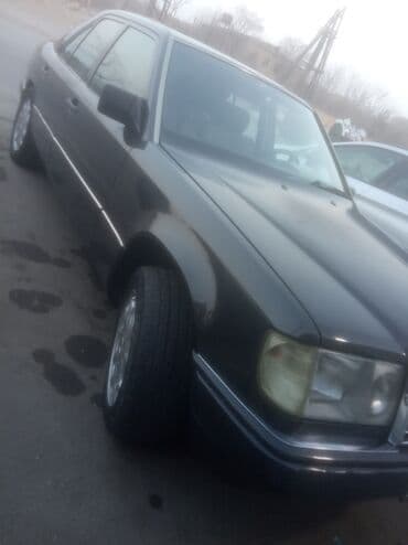 turbo az toyota prius kredit: Mercedes-Benz E 230: 2.3 l | 1990 il Sedan — 5