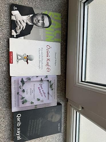 Satılır: şəxsi inkişaf, psixologiya və ruhsallıq mövzularında 12 kitab