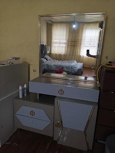 güzgülü komod: İkinəfərlik çarpayı — 3