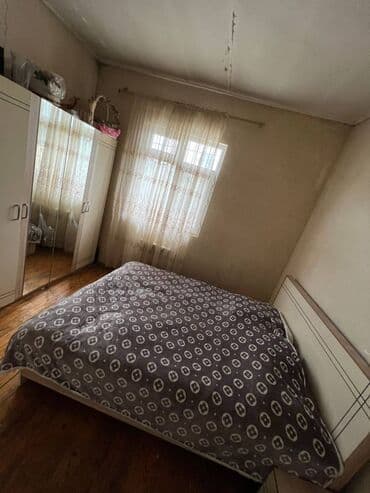 kirayə ev mingəçevir: Xətai rayonu Ag şəhərdə yerləşən ümumi sahəsi 120 kv,m olan,3 otaqlı — 8