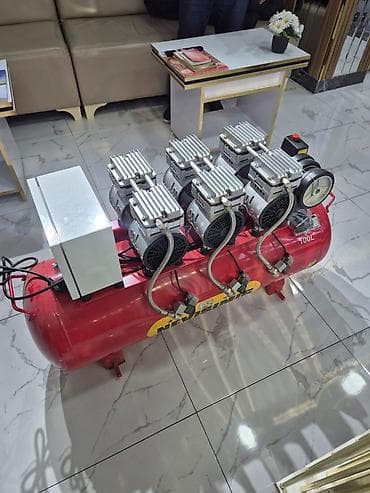 kompressorlar: Yağsız hava kompressoru – 70 L şaquli/silindrik rezervuar, 4 başlı (4 — 2