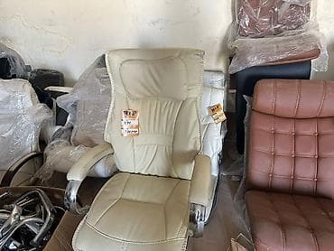 Yeni, Təkərli, Qolları tənzimlənmir, Süni dəri