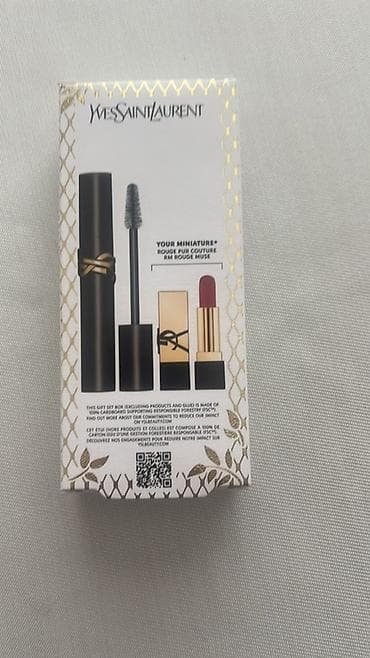 Yves Saint Laurent mini makiyaj seti. Setin üzərində göstərilən