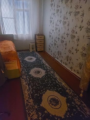 Otaqlar: 5mertebeli binanin 1ci mertebesi.arxa terefe artirma da var. - Parlaq — 1