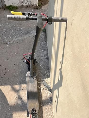 electric moped: Elektrikli skuter Beyinde və akamulatorda prablem var usta deyib 150 — 3