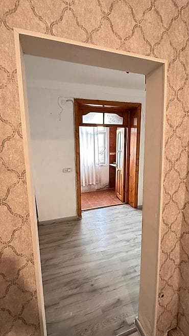 9cu mikrorayon: Gəncə, 1 otaqlı, Köhnə tikili, 39 kv. m — 3