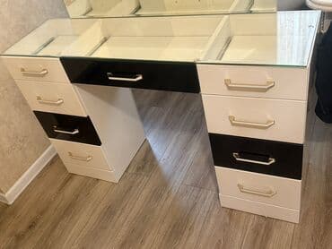 Masalar: Açılmayan, Şüşə, Dördbucaq masa — 2