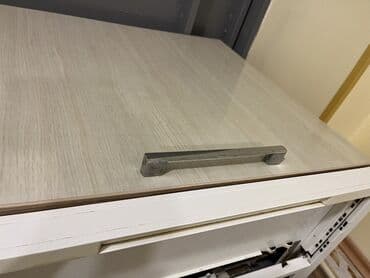 pasyolka kirovda satilan heyet evleri: Mətbəx mebeli dəsti Uzunluğu 3metr 17sm Material: Həsənoğlu mətbəx — 4