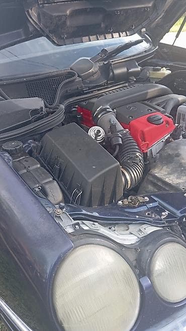 turbo az lapet: Mercedes-Benz E 220: 2.2 l | 1998 il Sedan — 2