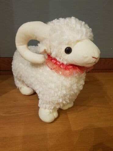 taxta maşın: Kukla 15 azn 3 dənə oyuncağın hər biri 8 manat Domino taxta 15 azn — 6