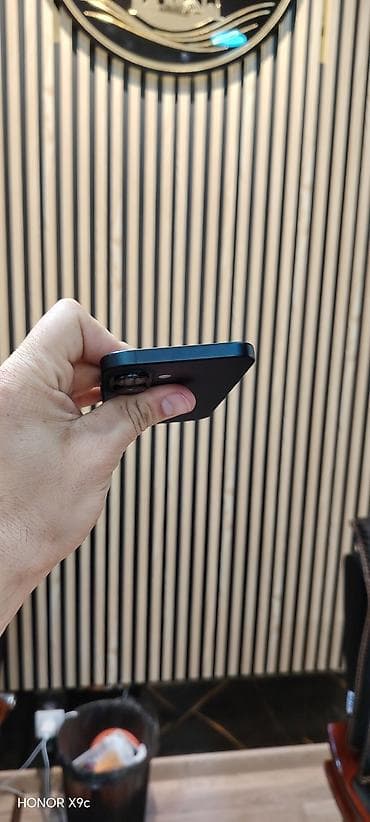 islenmis xaladennik: IPhone 16, 128 GB, Black Titanium, Zəmanət, Simsiz şarj, Face ID — 4