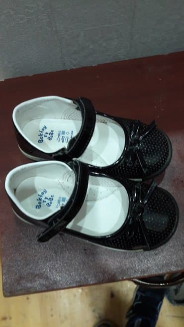 детская обувь 22 см: 1. 2 defe geyilib. Teze kimidi. 2. 3 yasa. 24 razmer — 3
