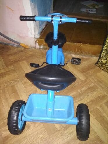 детские трехколесные велосипеды вest trike: Uşaq üçtəkərli velosipedi – mavi rəng Xüsusiyyətlər: - Üçtəkərli — 3