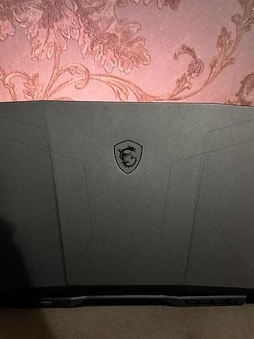 Kompüter ehtiyyat hissələri: MSI Pulse GL66 oyun noutbuku - Model: MSI Pulse GL66 - Ekran: 15.6" — 2