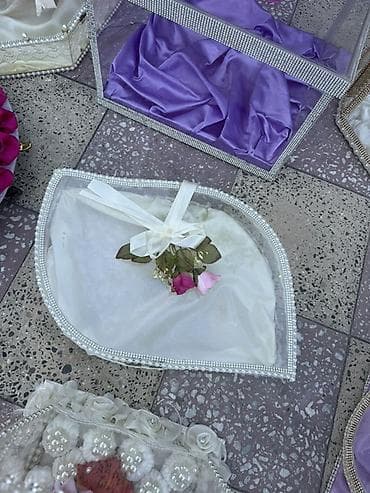 fosfor tesbih: Xonçalar hamisi birlikde unvan yasamal
- — 8