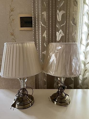 Картины и портреты: - İstifadə sahəsi: Yataq otağı tumbası, qonaq otağı konsol/komod — 1