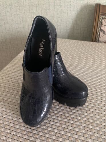 dəri gödəkçələr: Brand: Izabel
Yeni
Teze deri — 1