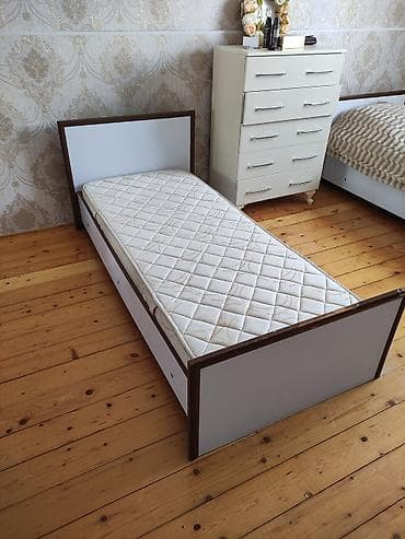 ucuz matras: İşlənmiş, Təknəfərlik çarpayı, Bazasız, Matras ilə, Siyirməsiz — 2