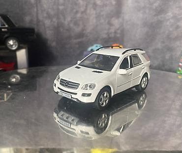 Коллекционная модель Mercedes-Benz ML500 W164 white 2007 DeAgostini lalafo.az -da Коллекционная модель Mercedes-Benz ML500 W164 white 2007 DeAgostini