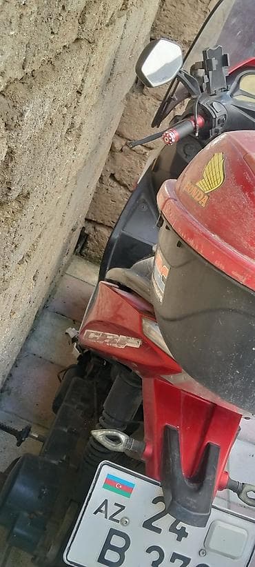 ön şüşə: Honda CRF üslubunda şəhər skuter/moped - Marka/model: Honda (skuter) — 3