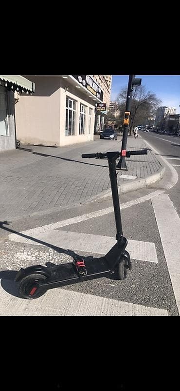 электро сомакат: Elektrik skuter – qara rəng, yığcam və şəhər üçün ideal — 3