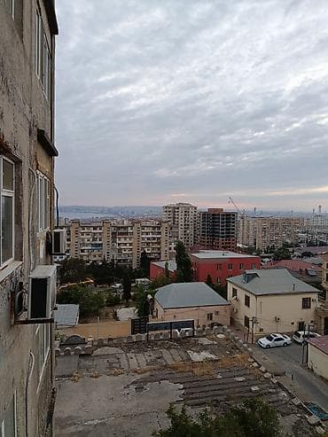 ecemide kiraye evler 2020: 2 otaqlı mənzil.9/6-ci mərtəbəsi Əhmədli General Şixlinski kücəsi — 9