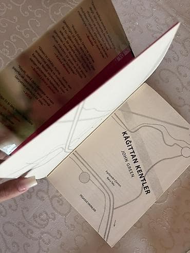 İdman və hobbi: Kağıttan Kentler (Paper Towns), az istifadə olunub. Təmiz və — 3