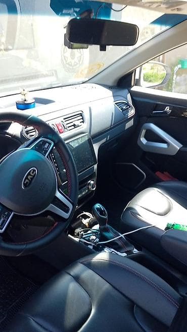 mini traktor catman: JAC J2: 1.5 l | 2025 il 35600 km Krossover — 7