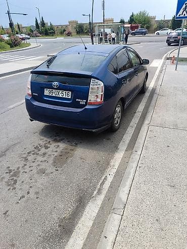 Toyota Prius (II nəsil) hibrid hetçbek - Rəng: mavi - Kuzov: 5 qapılı — 3