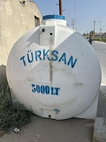 plasmas qapi: Türksan su çəni – 5000 litr - Həcm: 5000 LT (üzərində qeyd olunub) - — 2