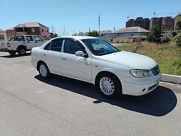 Nissan Sunny: 1.6 l | 2008 il Sedan