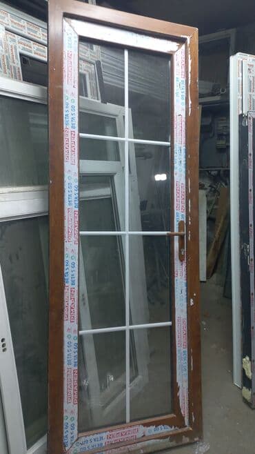 şüşə qiyməti: İşlənmiş İkiqat şüşə paketi Plastik pəncərə, Еni: 140 sm, Uzunluğu: 150 sm, Ödənişli quraşdırma — 18